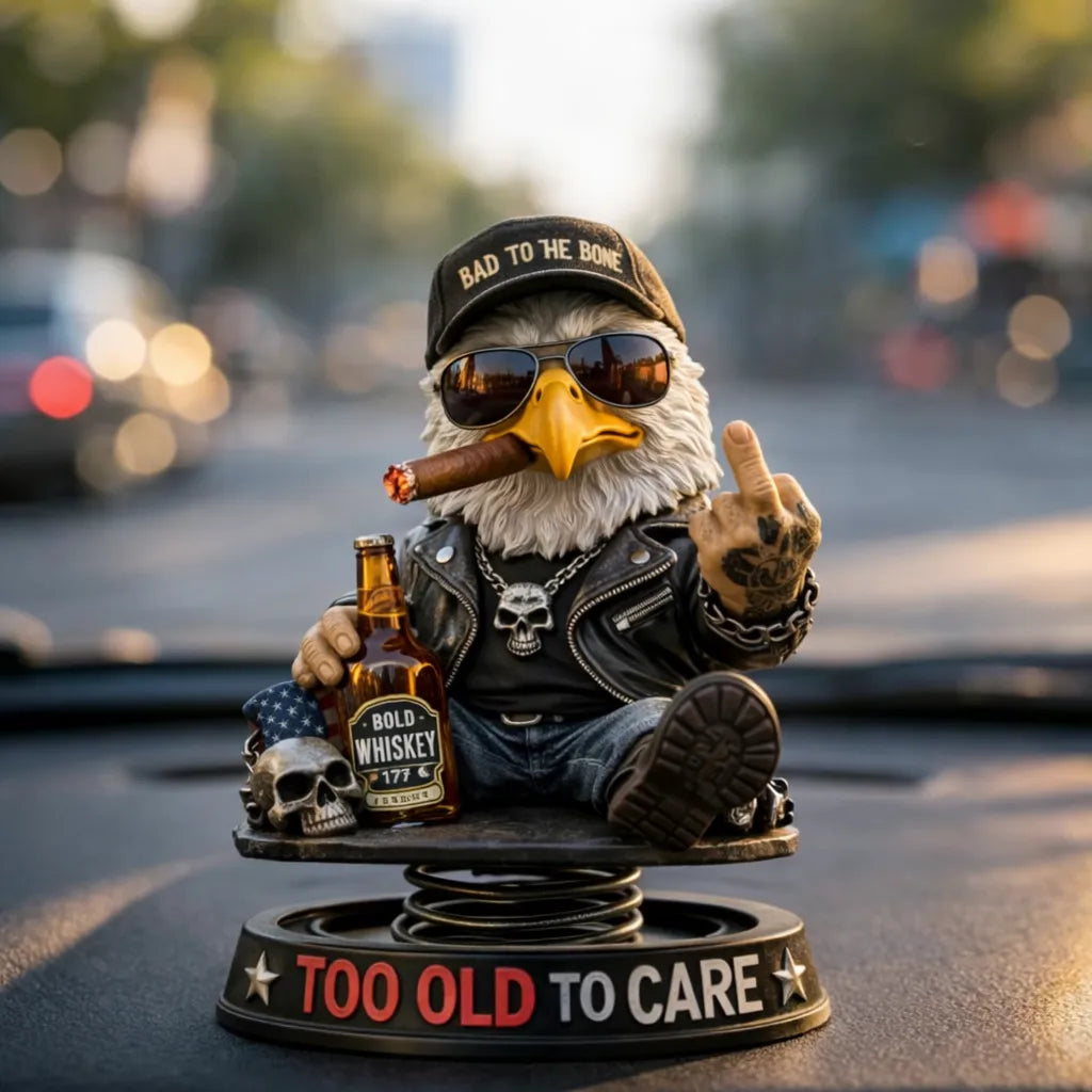 „Too Old To Care“ – Rebel Eagle Armaturenbrett-Wackelfigur – Lustige, coole Autofigur