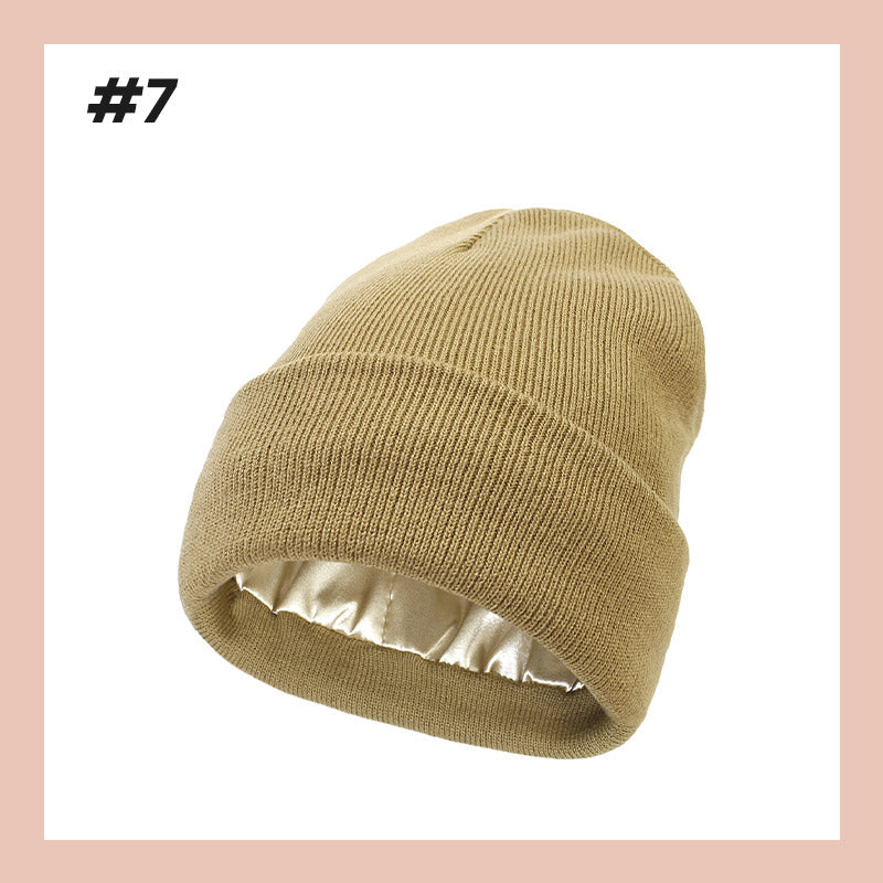 Seidengefütterte Strickmütze für den Winter
