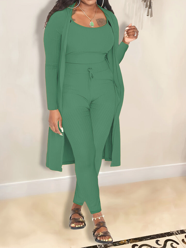 💎 Lässiges 3-teiliges Strick-Set – Kurzes Oberteil, langer Cardigan und eng anliegende Hose | Weich, dehnbar und trendy 🧶