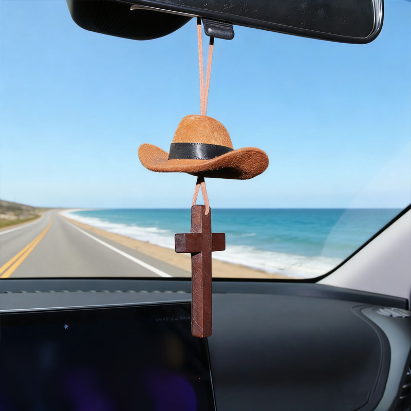 🤠 Cowboyhut & Kreuz-Autoanhänger | Eine Fahrt mit Stil und Glauben 🚗✨