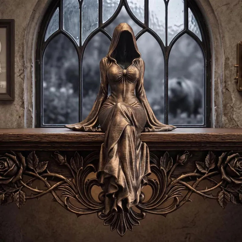 Lady Reaper – Skulptur af en æterisk figur med hætte